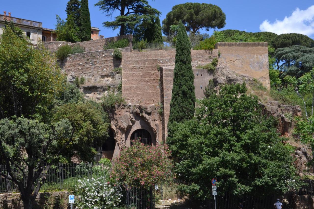 Colosseum Relax Family Apartament Rome Buitenkant foto